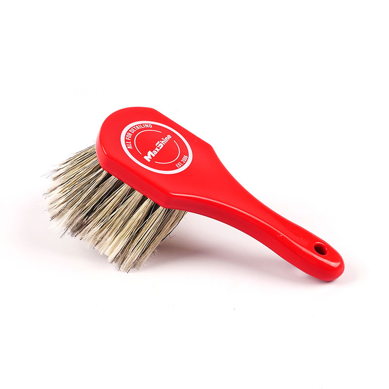 Medium - Duty Wheel & Body Brush