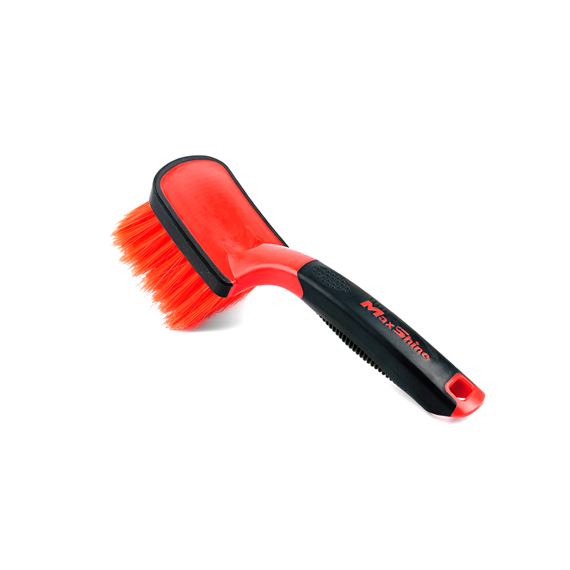 Soft Grip Wheel And Body Brush Medium Handle